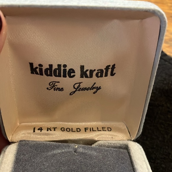 Gold Classic Slip-On little girls bracelet - Picture 6 of 6